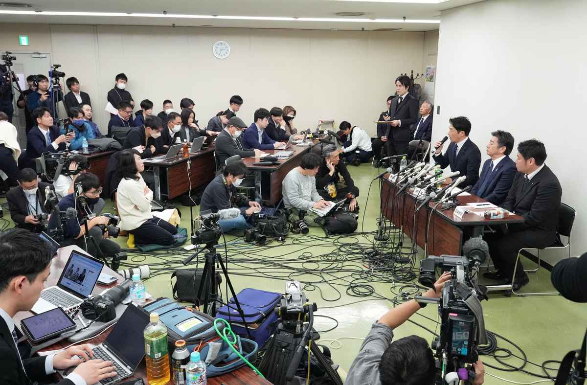 【維新】兵庫維新3人の県議、無制限会見のてんまつ　5時間半にわたって語り続けた「正当性」